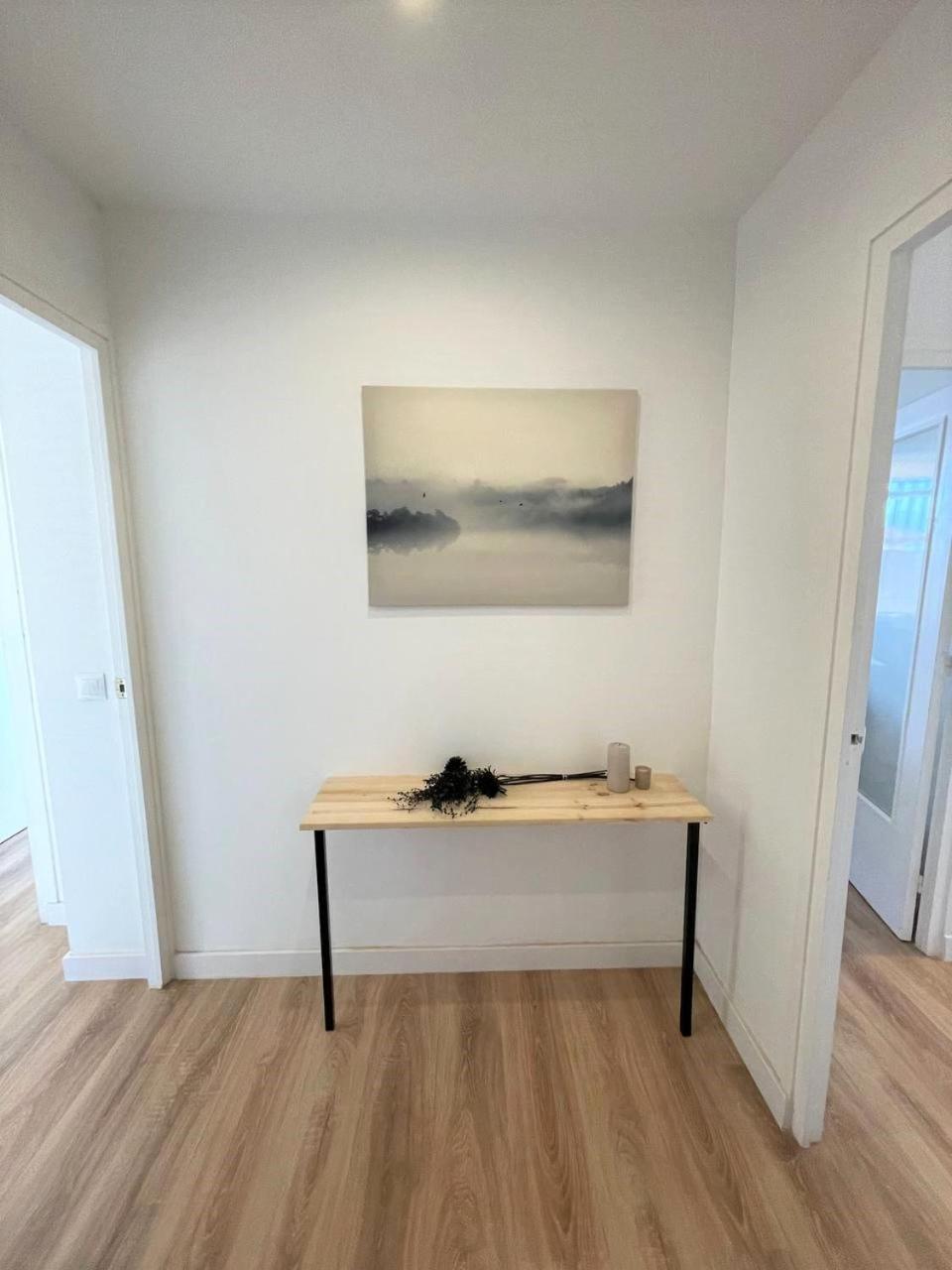 Apartamento Con Piscina Y Gran Terraza Con Vistas - Muy Cerca De La Playa, El Centro Y La Estacion Appartement Vilassar De Mar Buitenkant foto